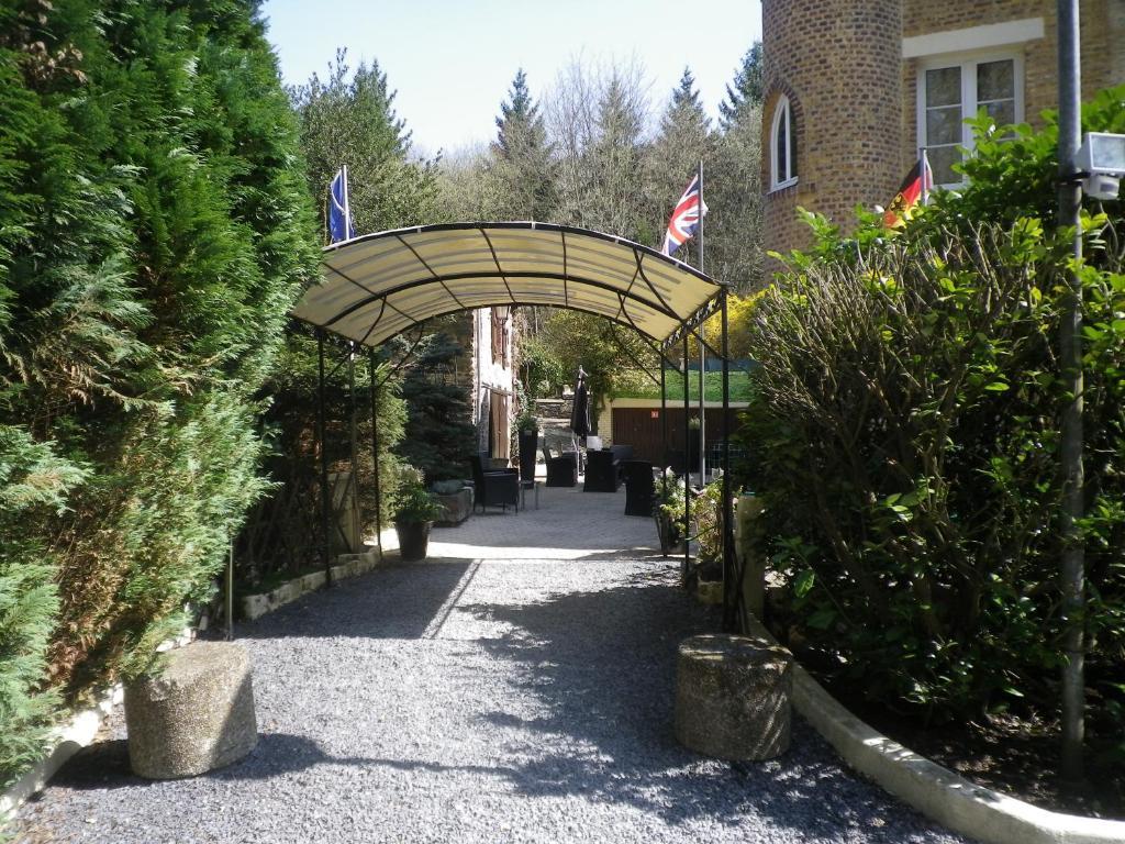 Hotel Ermitage Du Moulin Labotte Haybes Exterior foto