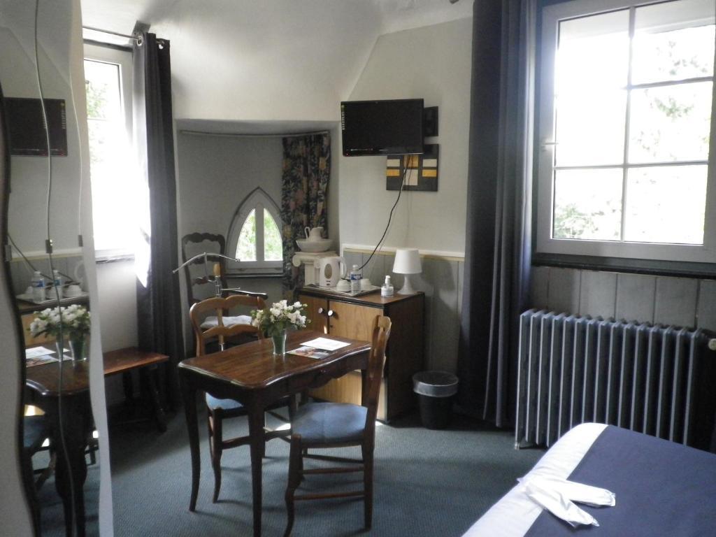 Hotel Ermitage Du Moulin Labotte Haybes Cameră foto