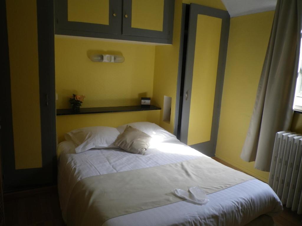 Hotel Ermitage Du Moulin Labotte Haybes Cameră foto